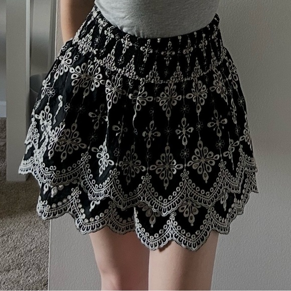 Embroidered Ruffle Mini Skirt - Picture 2 of 6